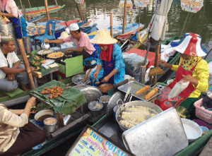 hatyai floating market