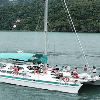crystal yacht 50ft catamaran2