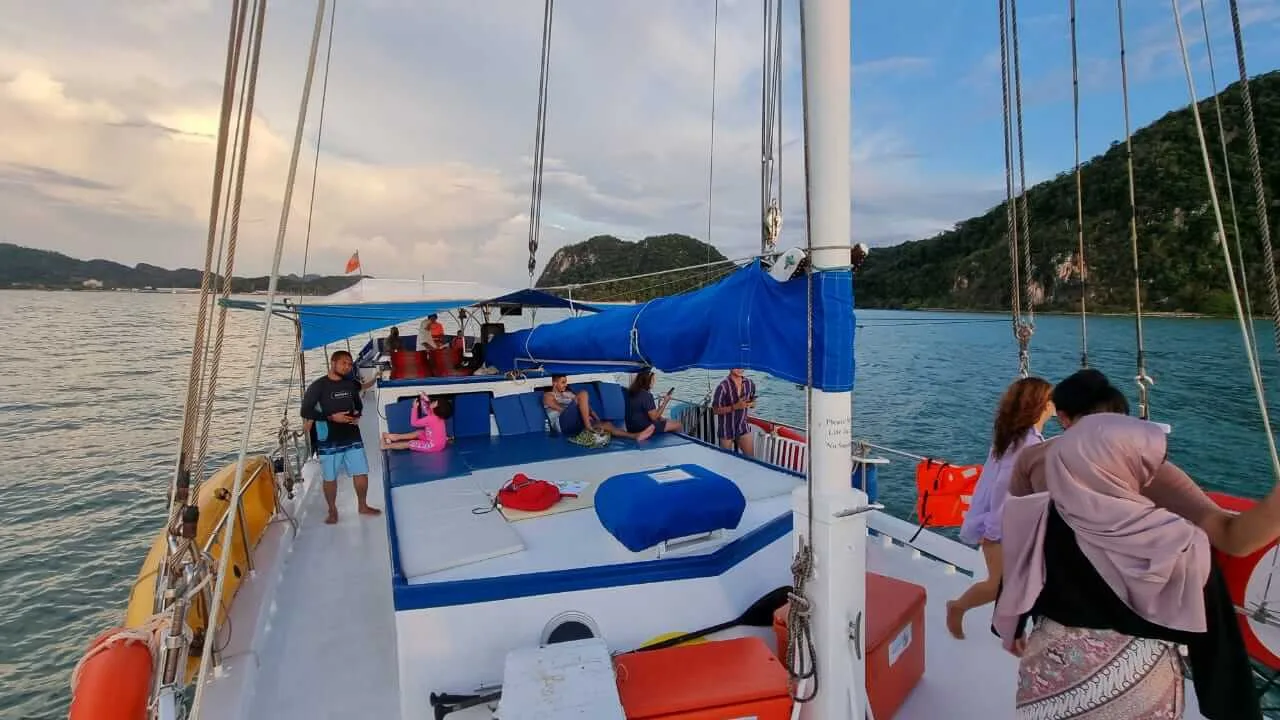I Love You Forever Private Yacht Langkawi - Image 3